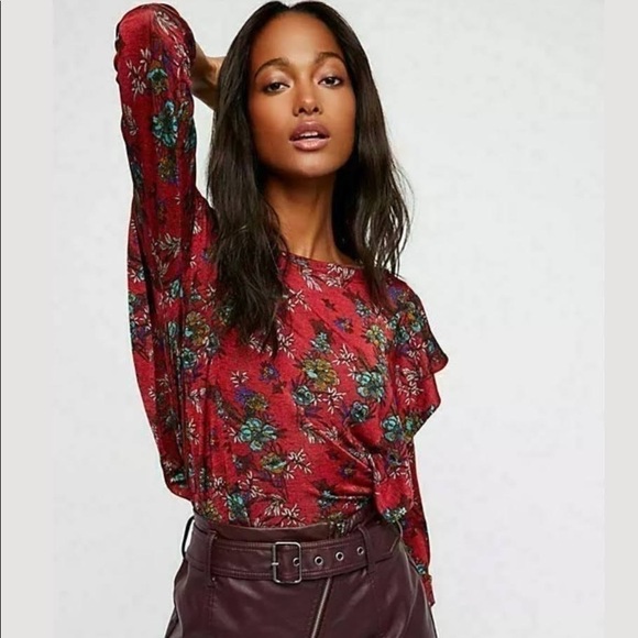 FREE PEOPLE RED DOCK STREET FLORAL RUFFLE BLOUSE - Picture 1 of 9